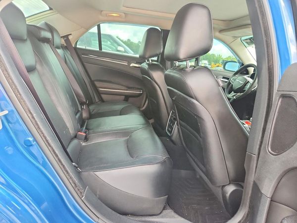 2023 CHRYSLER 300 Touring L — PSRS