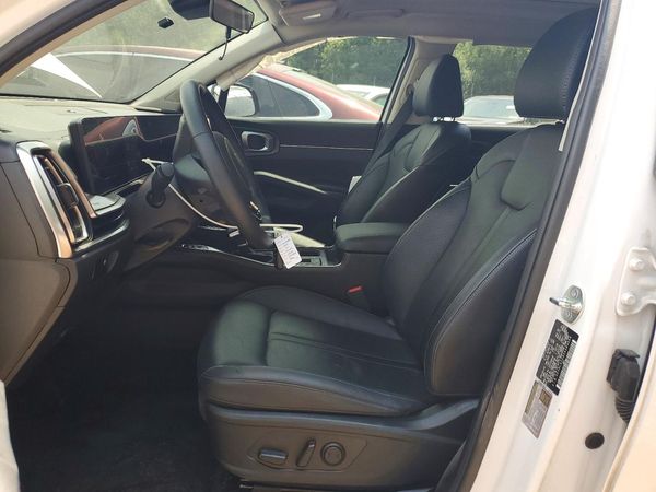 2025 KIA SORENTO