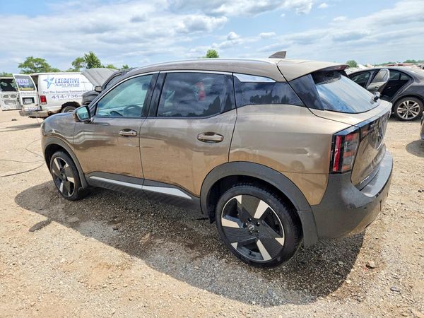 2025 NISSAN KICKS SR