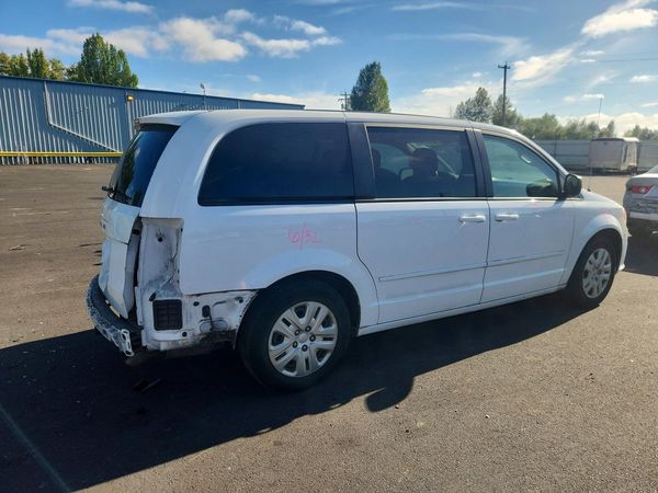 2016 DODGE GRAND CARAVAN SE