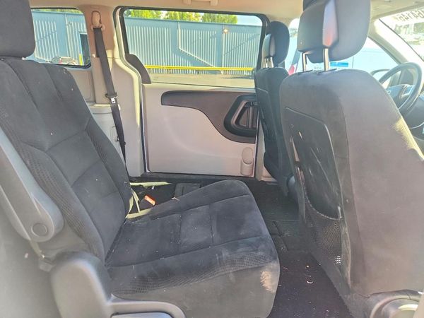 2016 DODGE GRAND CARAVAN SE