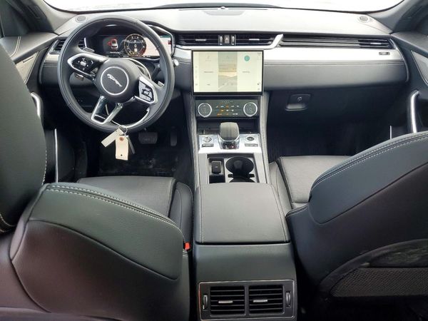 2024 JAGUAR F-PACE P250 R-Dynamic S