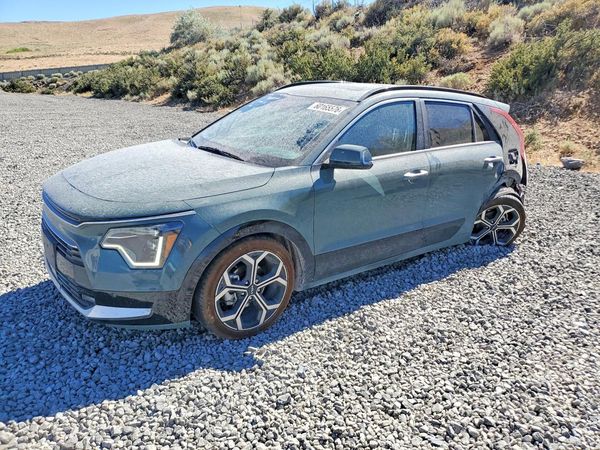 2023 KIA NIRO SX