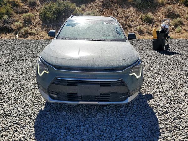 2023 KIA NIRO SX