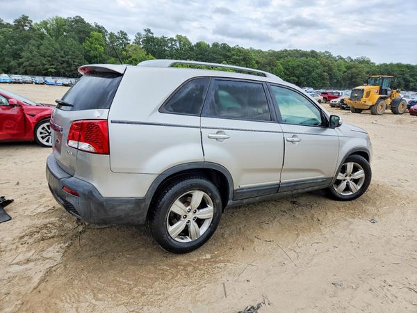 2013 KIA SORENTO