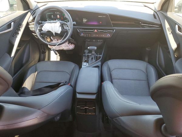 2025 KIA NIRO