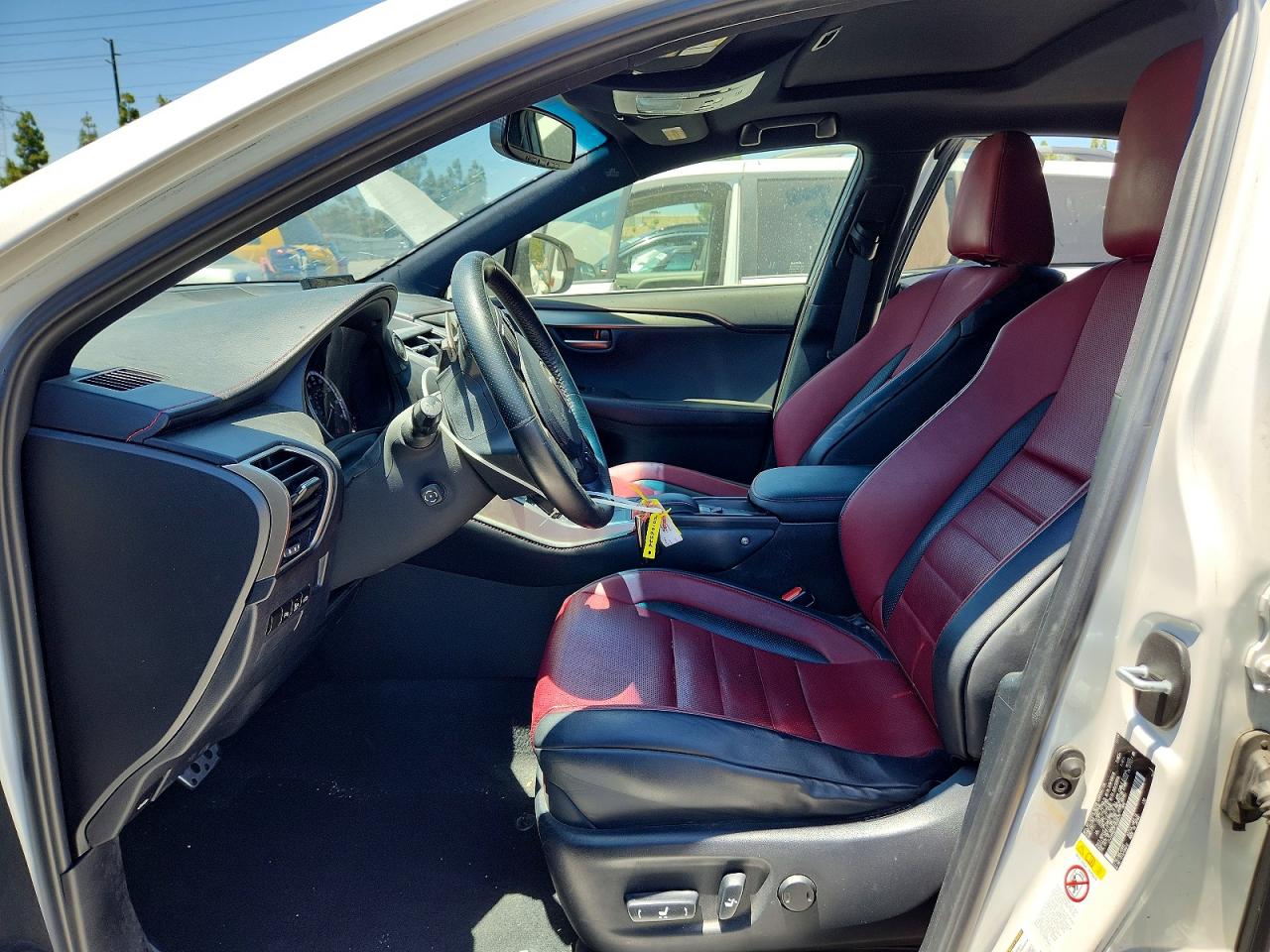 2015 LEXUS NX 200t Luxury