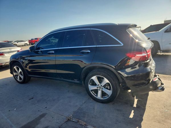 2017 MERCEDES-BENZ C-CLASS GLC300