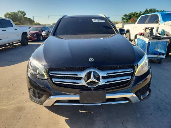 2017 MERCEDES-BENZ C-CLASS GLC300