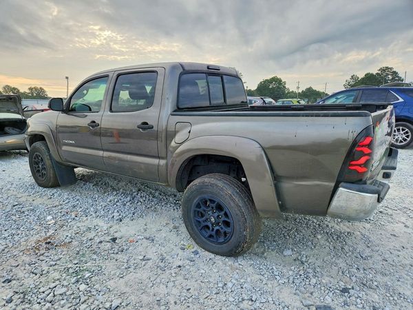 2013 TOYOTA TACOMA Delux