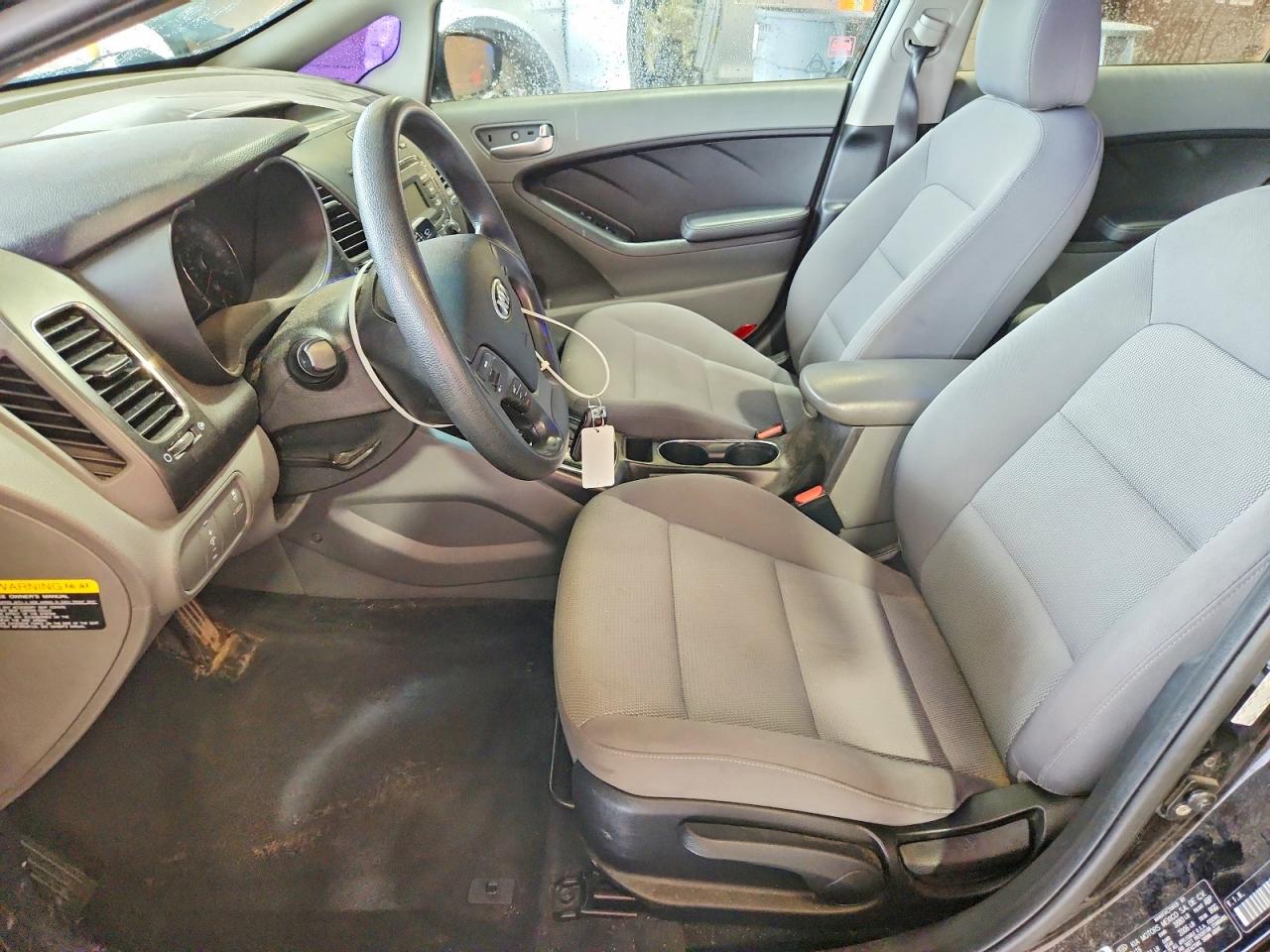 2017 KIA FORTE LX Base