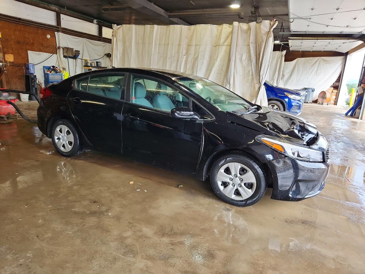 2017 KIA FORTE LX Base