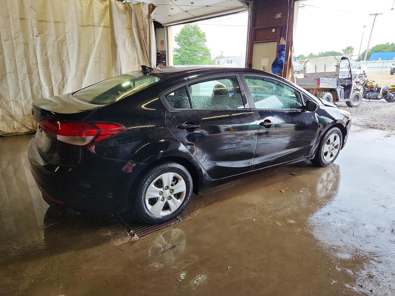 2017 KIA FORTE LX Base