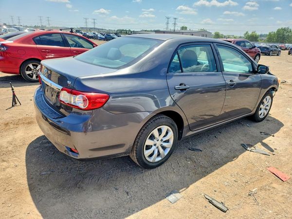 2013 TOYOTA COROLLA