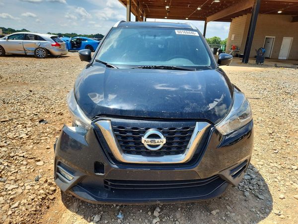 2019 NISSAN KICKS
