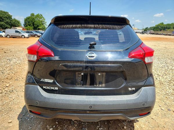 2019 NISSAN KICKS