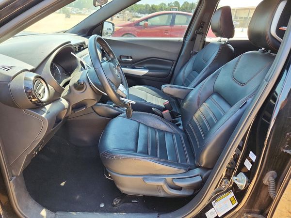 2019 NISSAN KICKS
