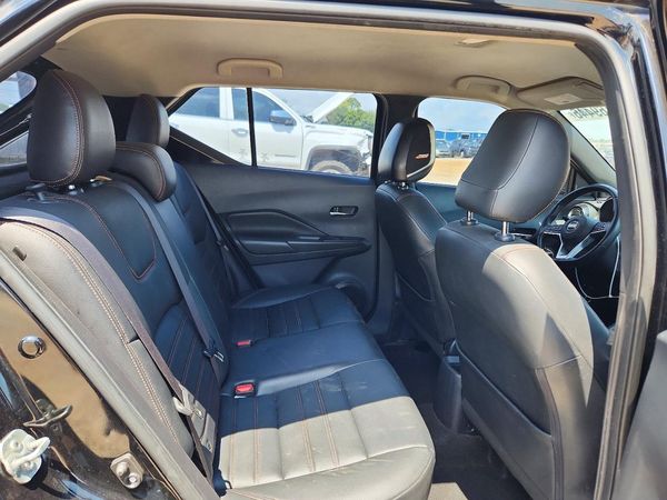 2019 NISSAN KICKS