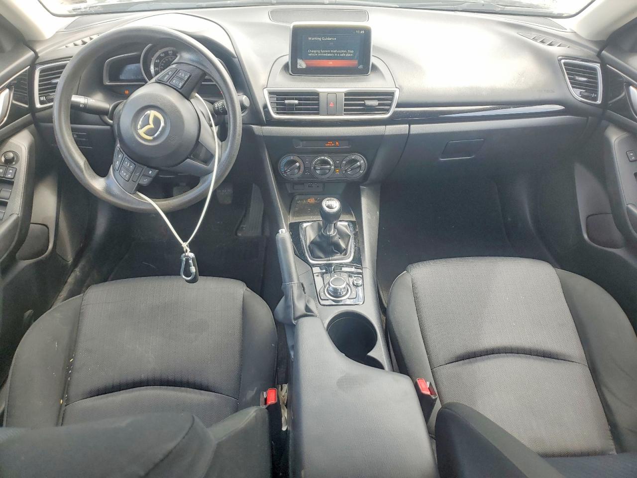 2016 MAZDA 3 SV/Base