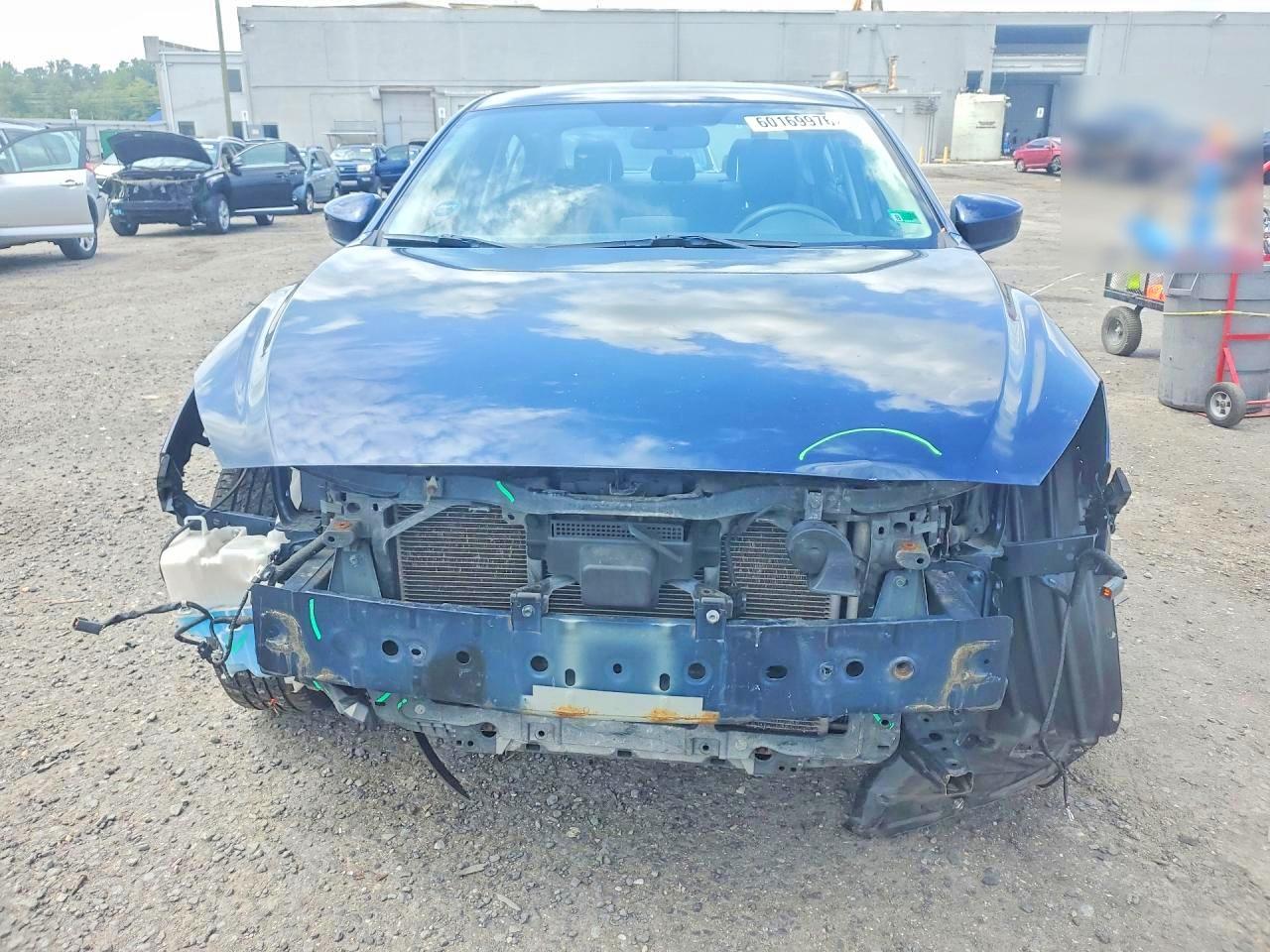 2016 MAZDA 3 SV/Base