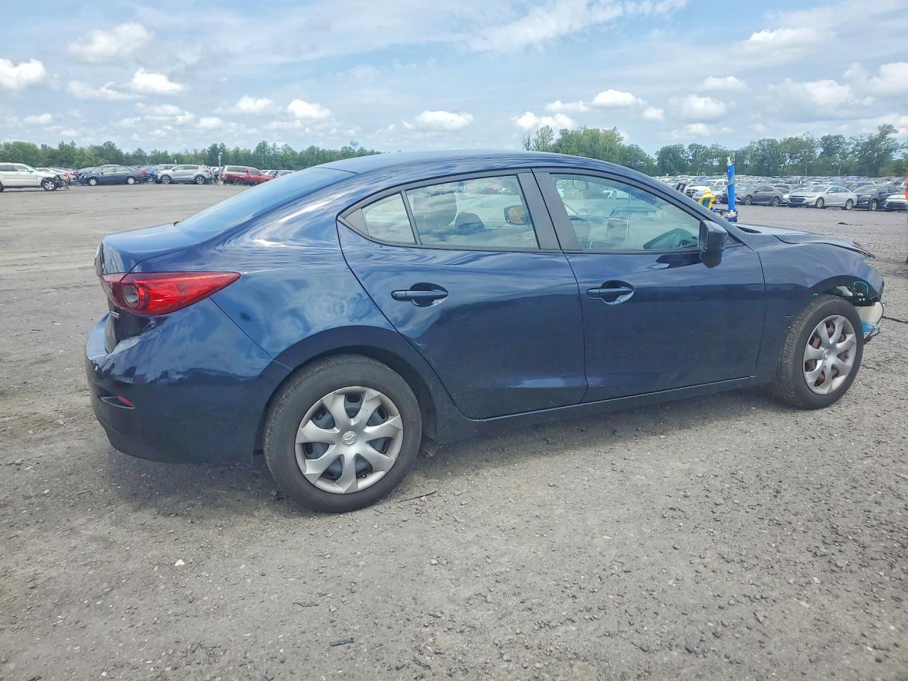 2016 MAZDA 3 SV/Base