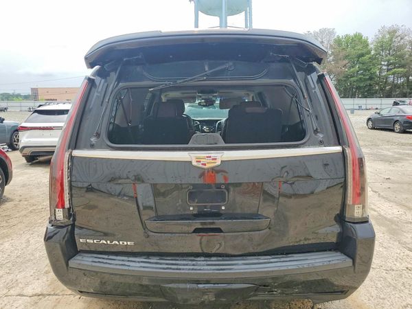 2016 CADILLAC ESCALADE