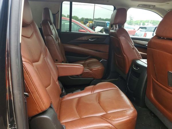 2016 CADILLAC ESCALADE