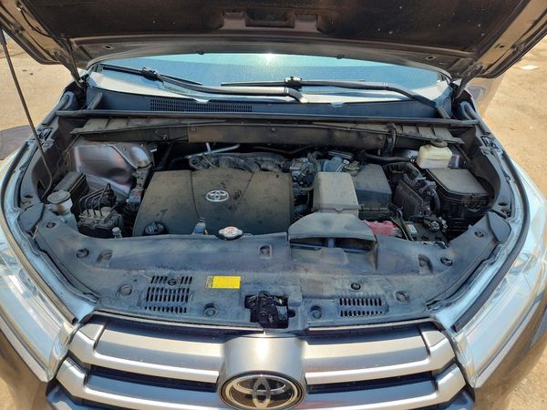 2017 TOYOTA HIGHLANDER LE/LE Plus
