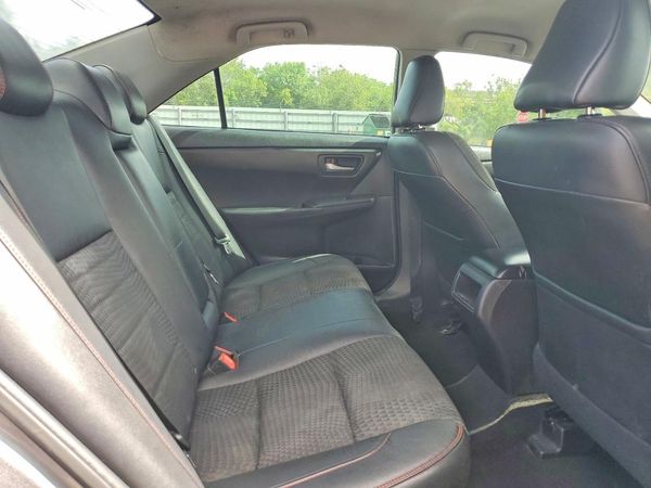 2015 TOYOTA CAMRY