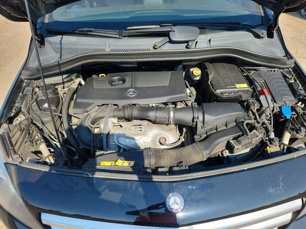 2014 MERCEDES-BENZ B250