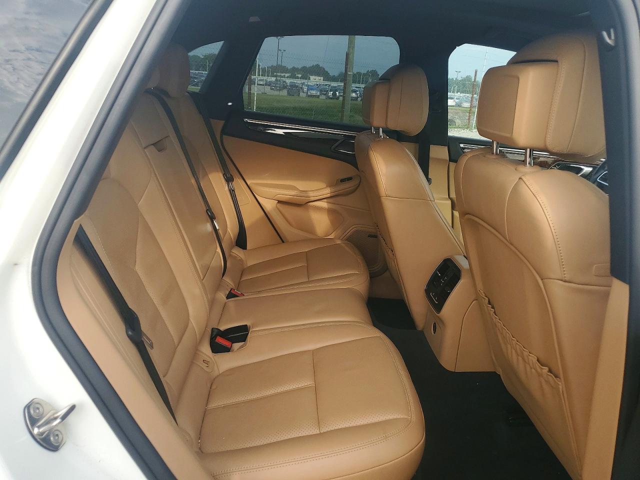 2018 PORSCHE MACAN Macan S
