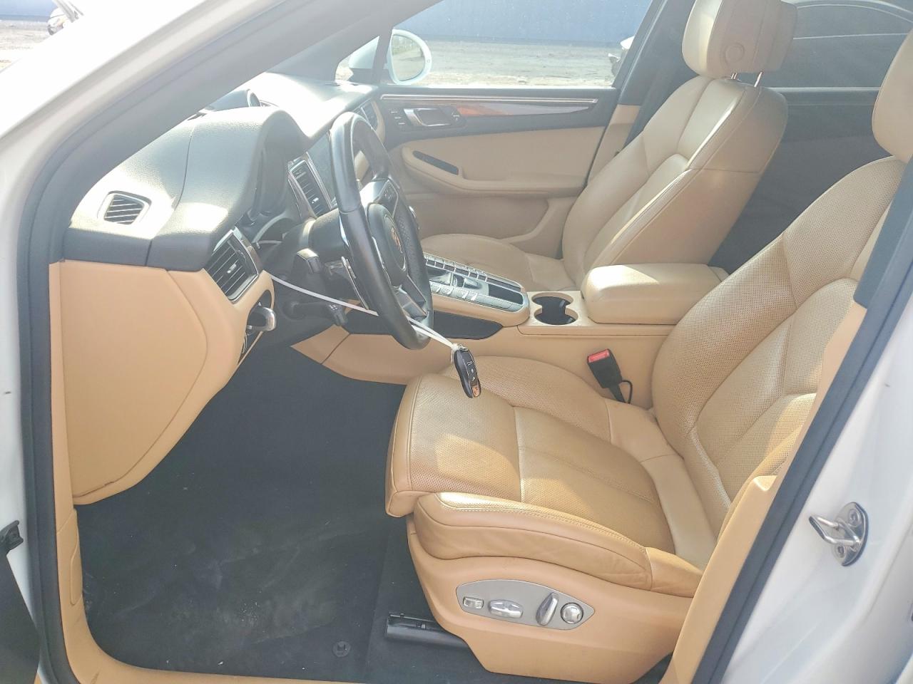 2018 PORSCHE MACAN Macan S