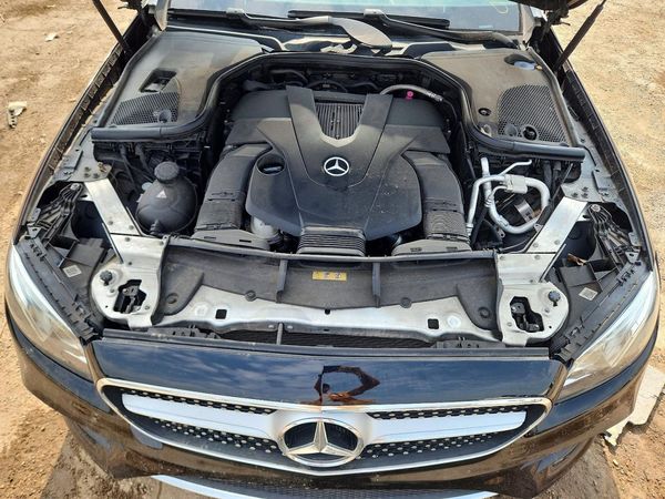 2018 MERCEDES-BENZ E E 400-4M