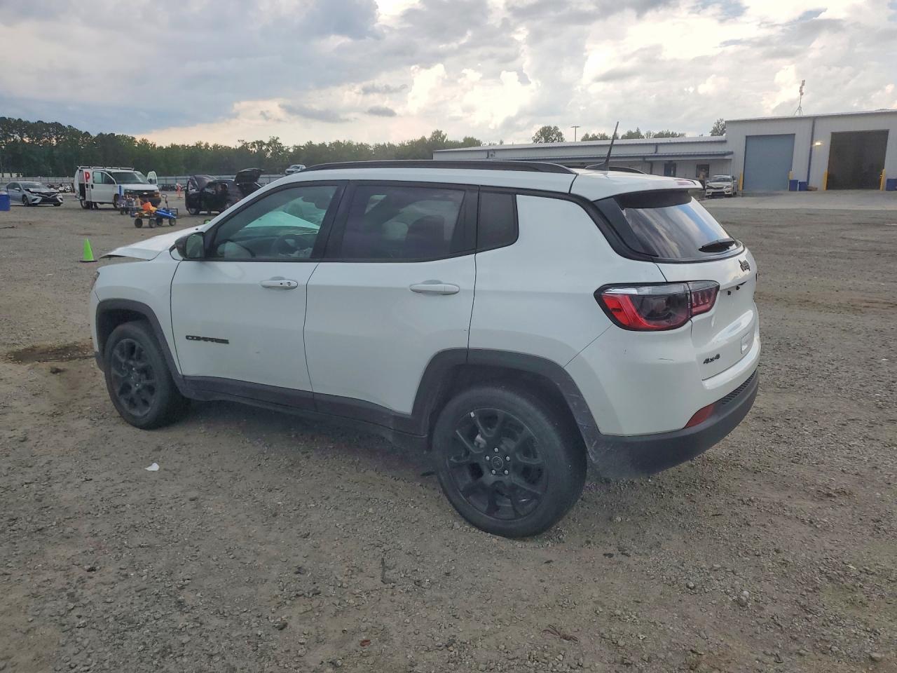 2025 JEEP COMPASS North, Latitude
