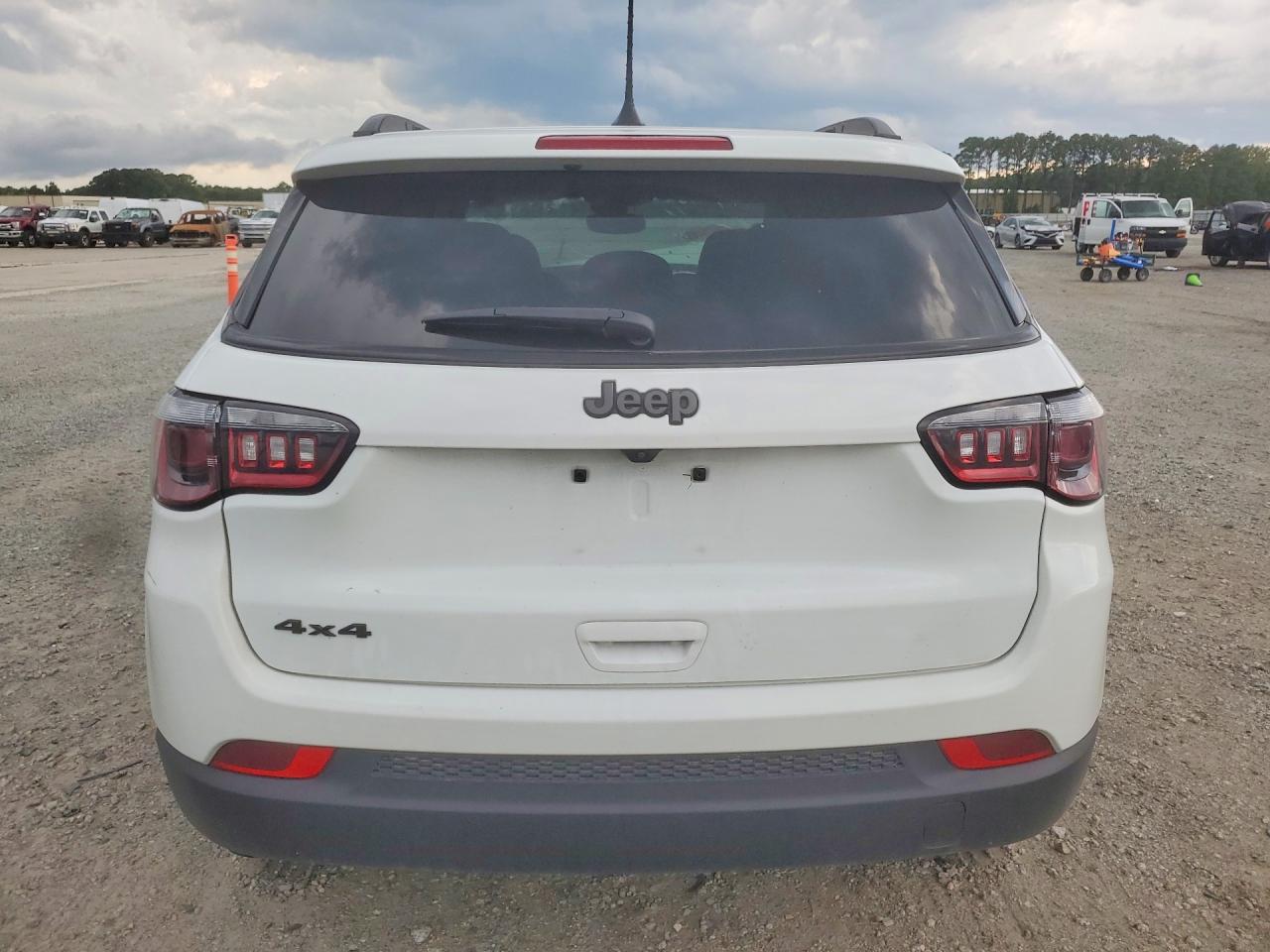 2025 JEEP COMPASS North, Latitude