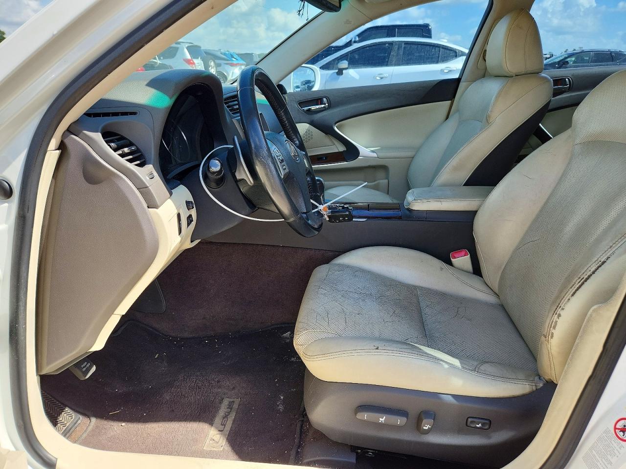 2012 LEXUS IS 250C