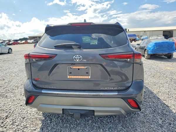 2024 TOYOTA HIGHLANDER