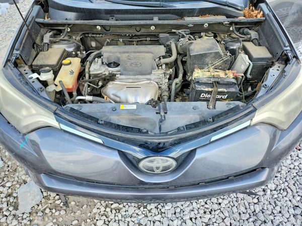 2017 TOYOTA RAV4 LE