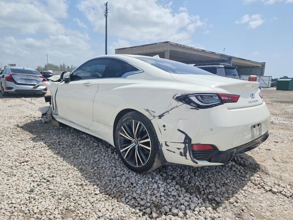2021 INFINITI Q60 LUXE