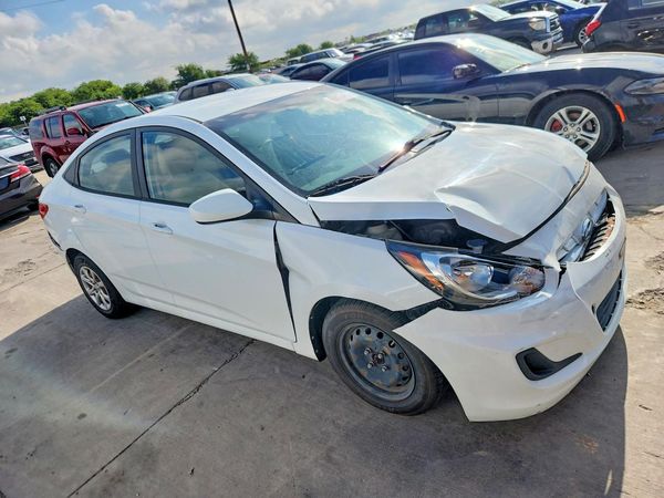 2014 HYUNDAI ACCENT