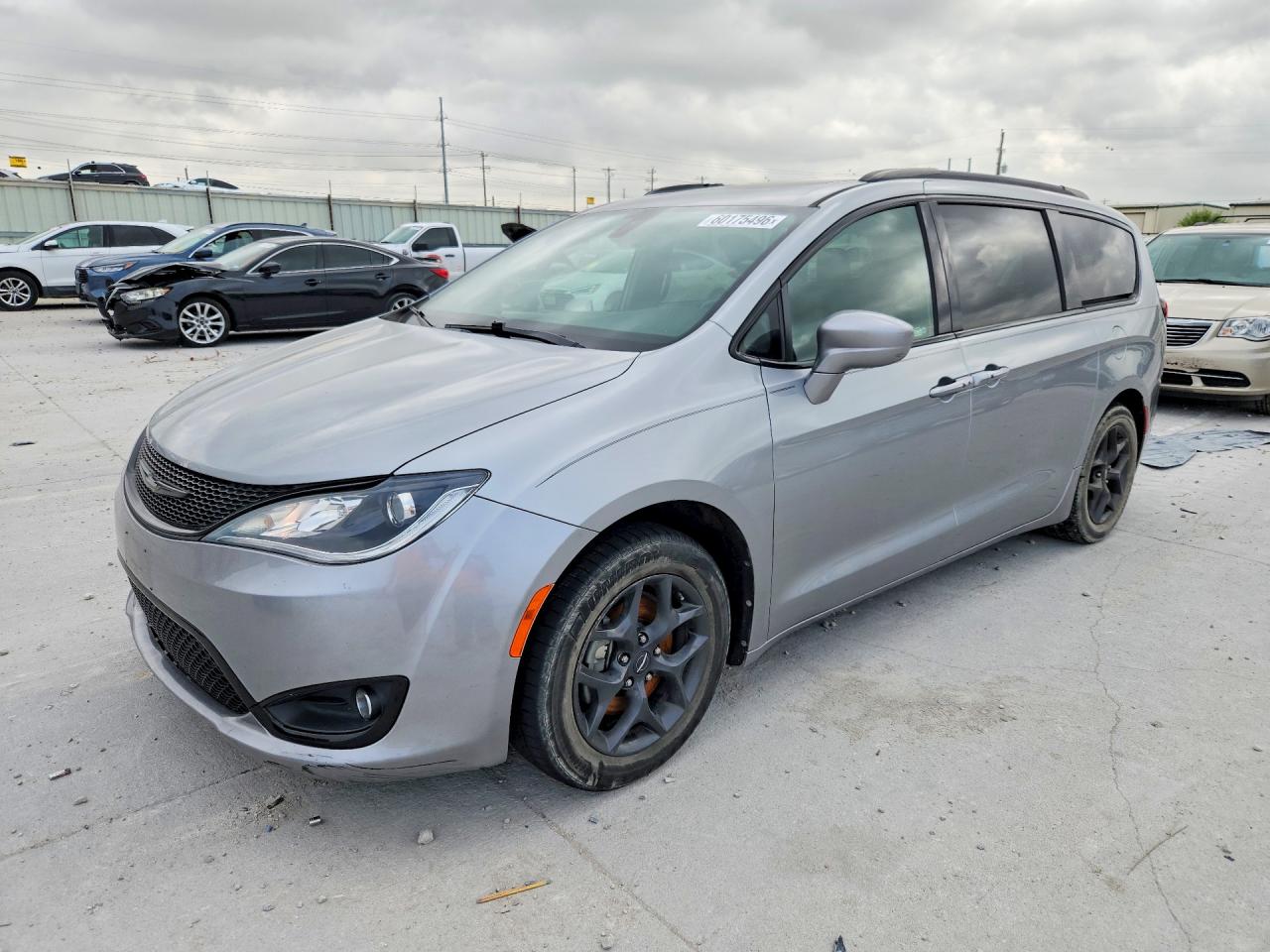 2018 CHRYSLER PACIFICA