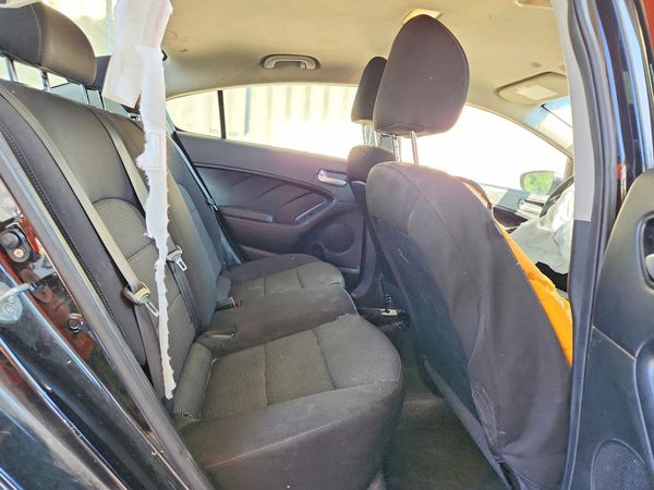 2017 KIA FORTE LX Base