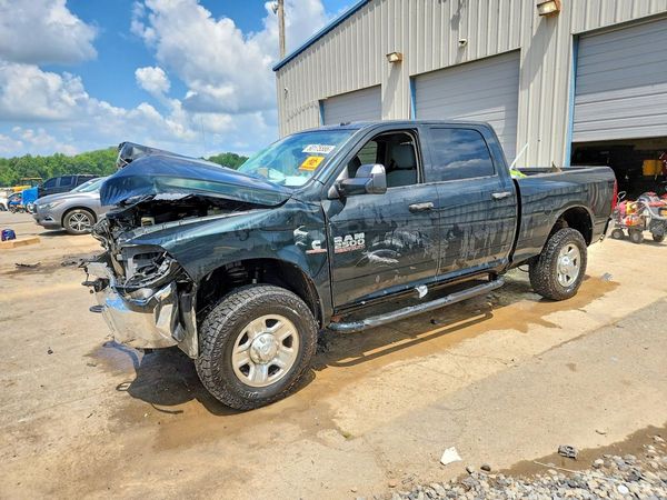 2015 RAM 2500 ST