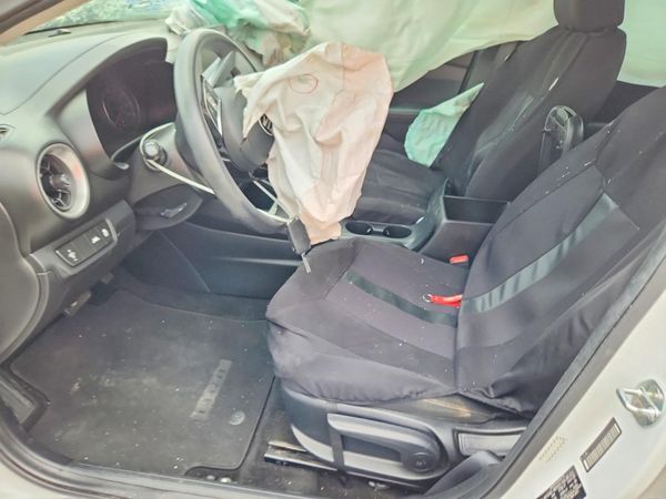 2020 KIA FORTE FE, LXS