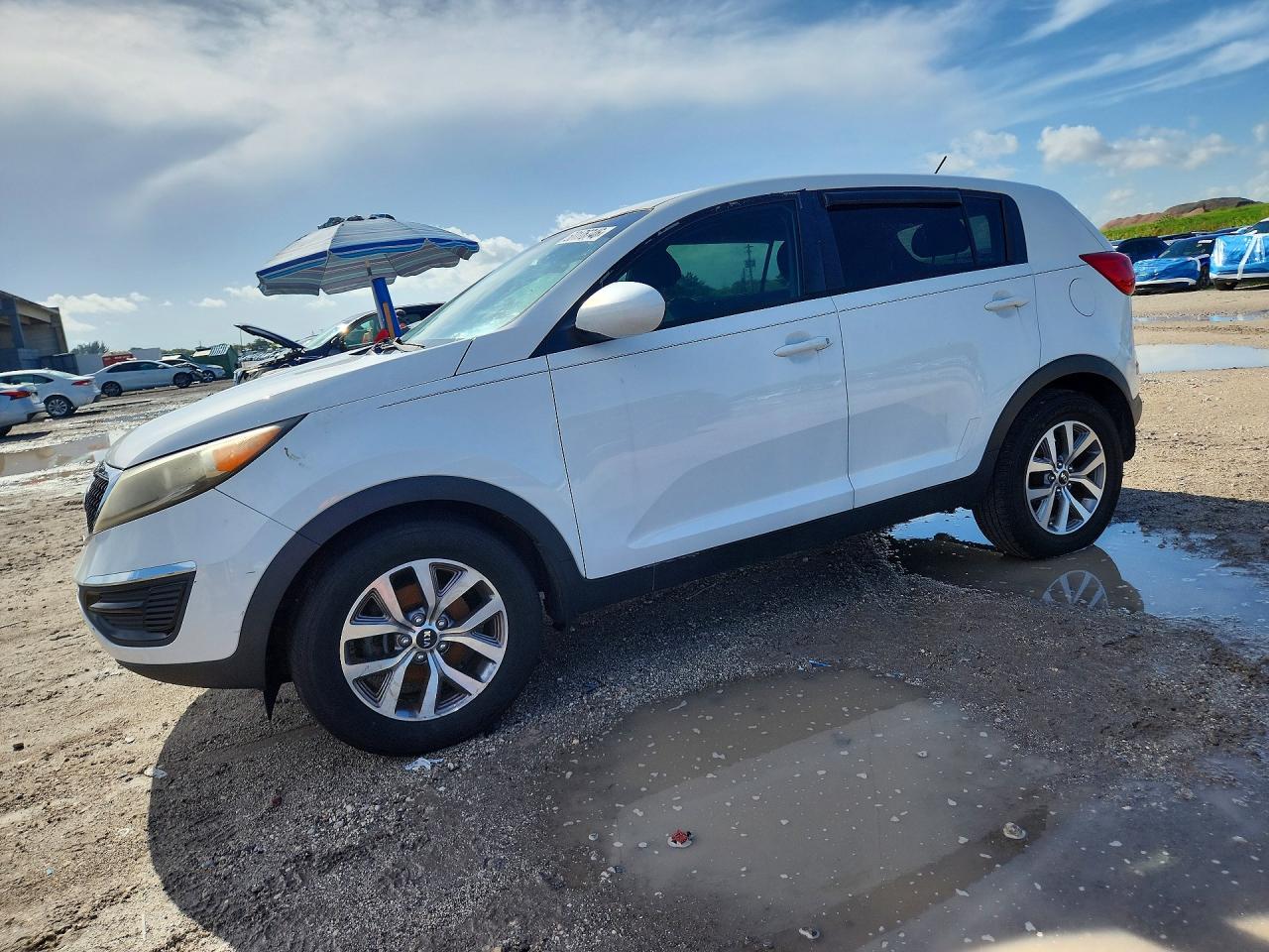 2015 KIA SPORTAGE GL - Middle-low