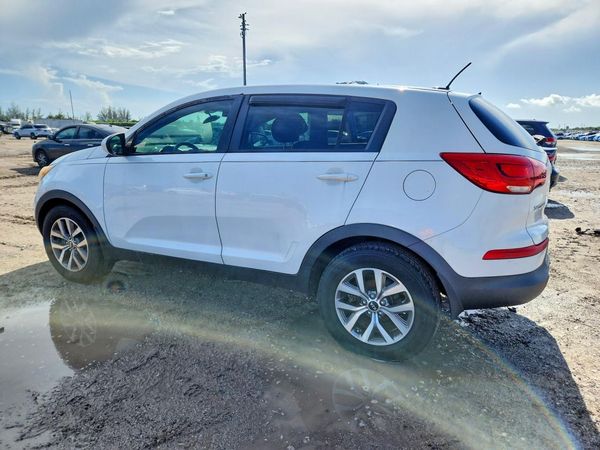 2015 KIA SPORTAGE GL - Middle-low