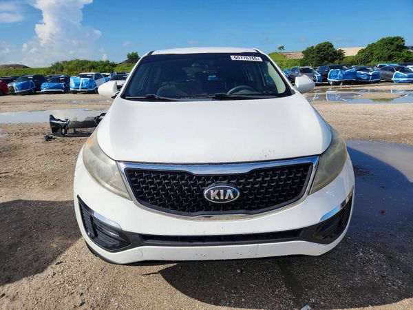 2015 KIA SPORTAGE GL - Middle-low