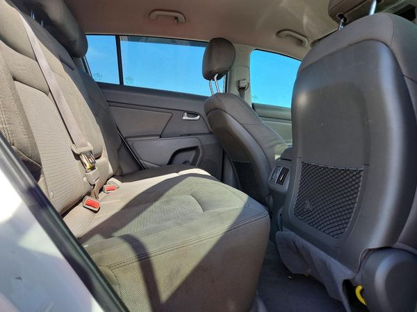 2015 KIA SPORTAGE GL - Middle-low