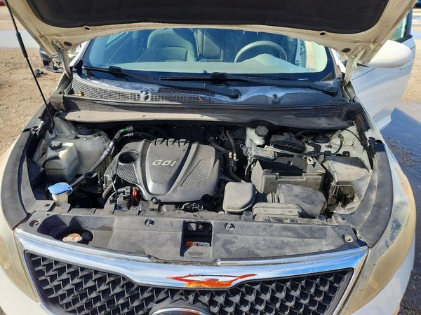 2015 KIA SPORTAGE GL - Middle-low
