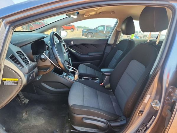 2017 KIA FORTE